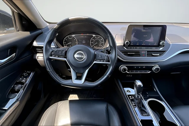 2024 Nissan Altima SR - Photo 8