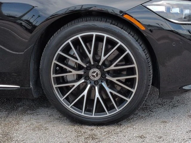 Used 2021 Obsidian Black Mercedes-Benz S 580 image 11
