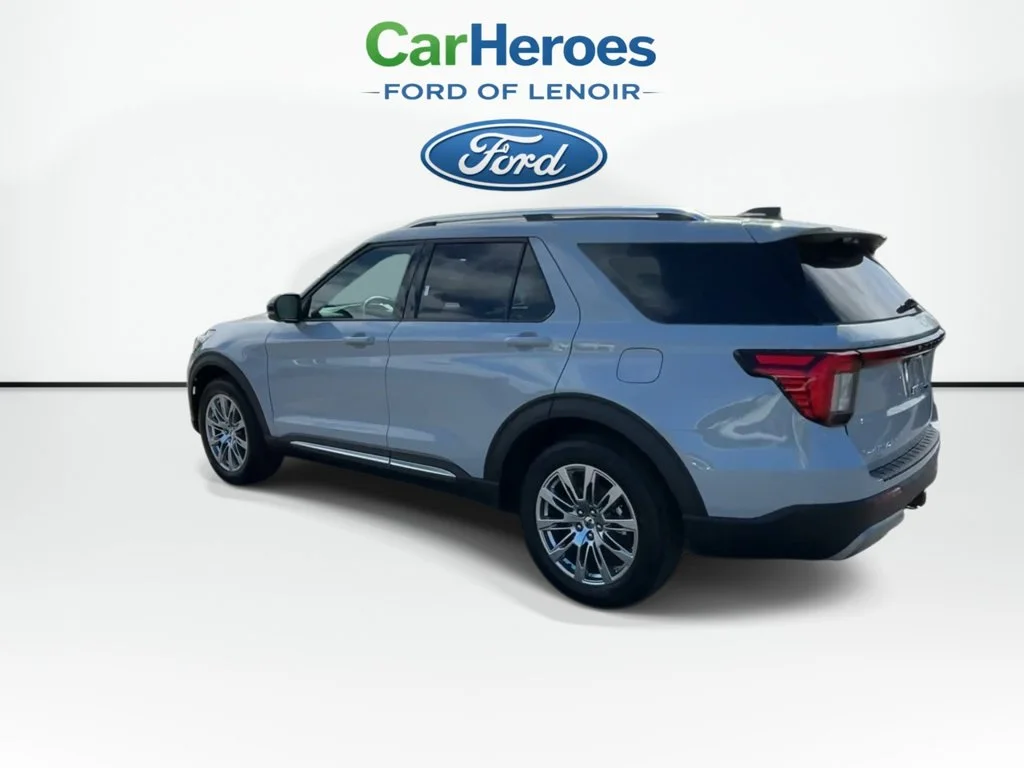 New 2027 Avalanche Gray Ford Platinum™ image 6
