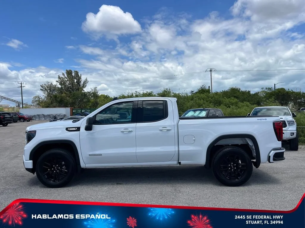 New 2026 Summit White GMC Elevation image 4