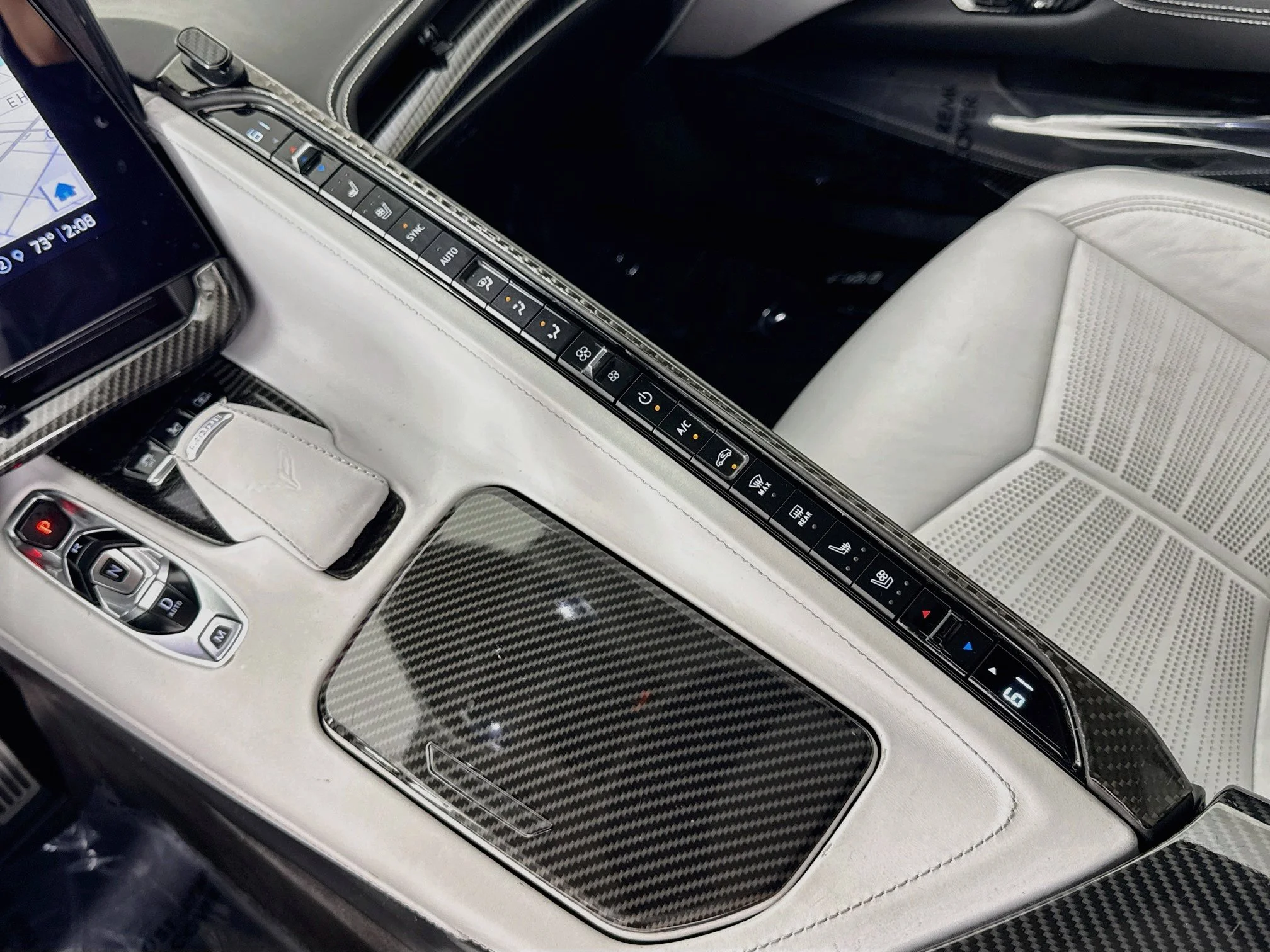 Used 2022 Arctic White Chevrolet 3LT image 18
