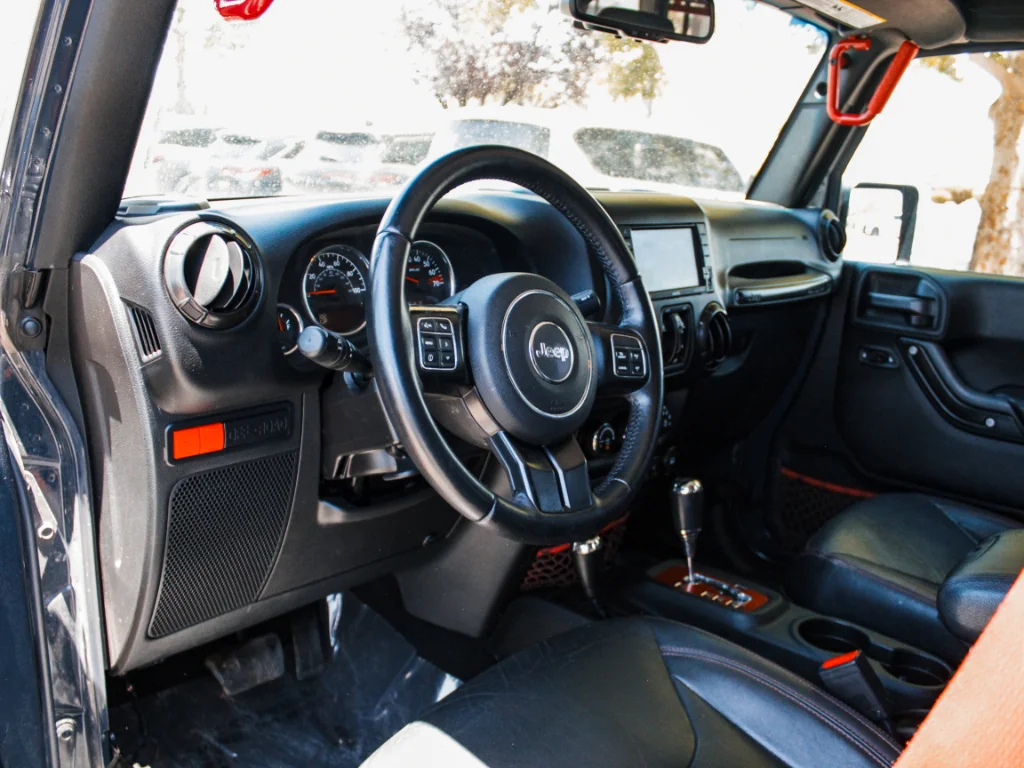 Used 2017 Gray Jeep Unlimited Rubicon image 8