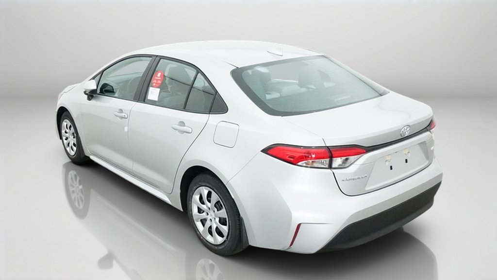 New 2027 Classic Silver Metallic Toyota LE image 14