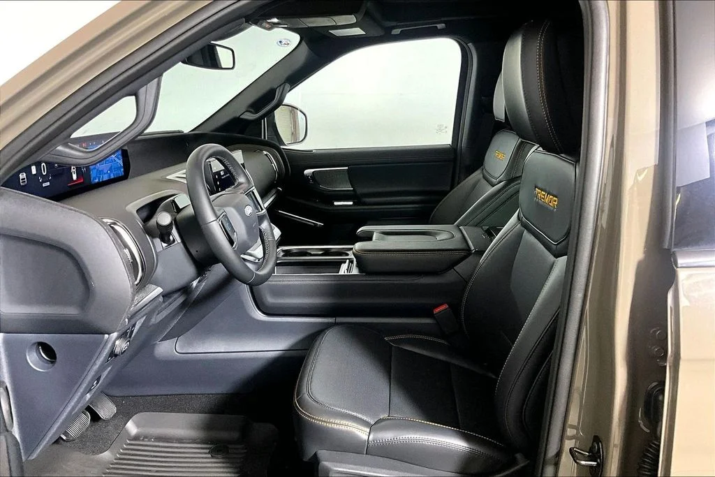 New 2027 Marsh Gray Ford Tremor® image 9