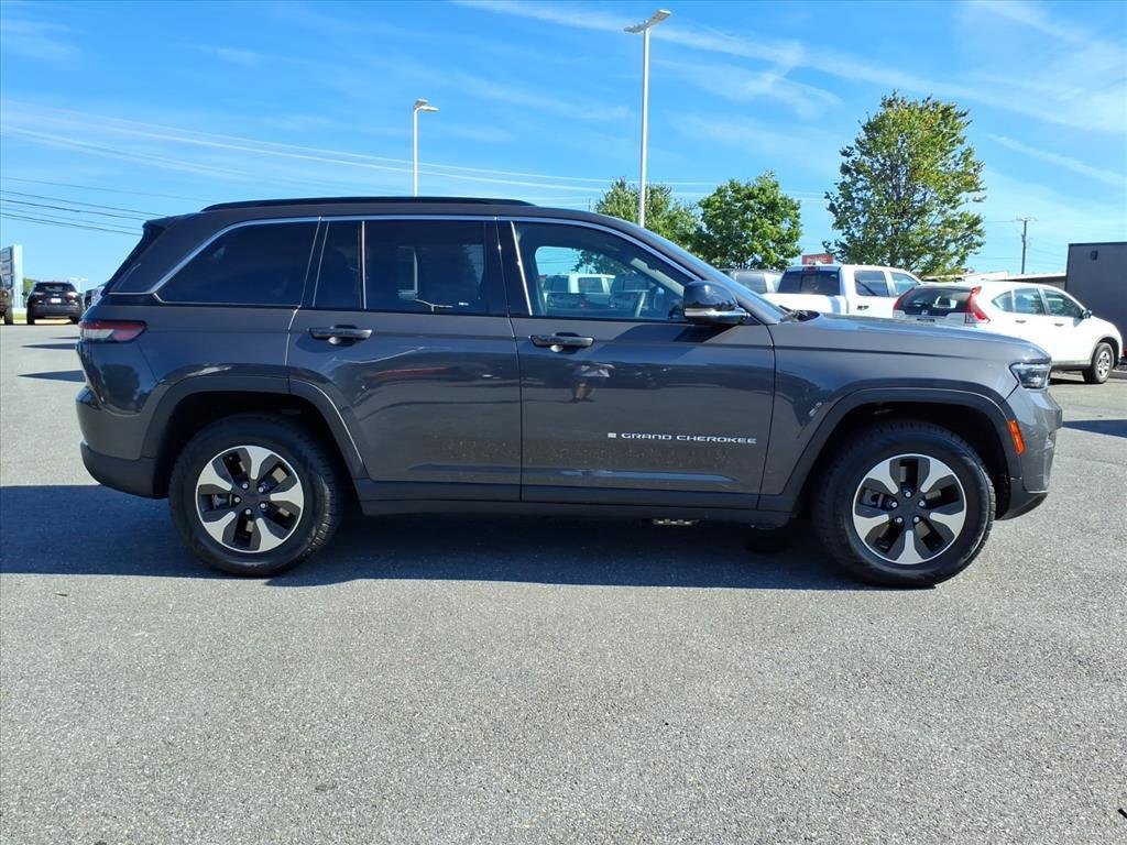 Used 2024 Baltic Gray Metallic Clearcoat Jeep 4xe image 7