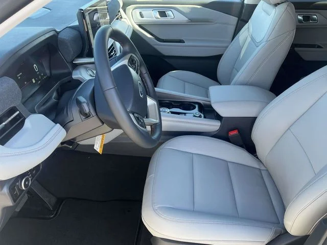 New 2026 Carbonized Gray Metallic Ford Active image 6