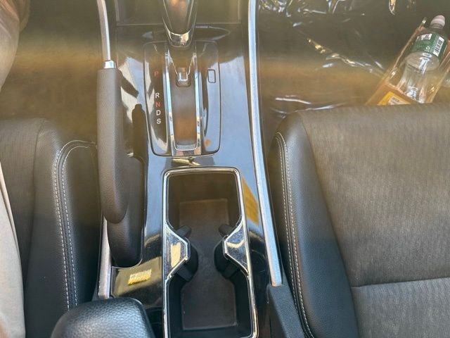 Used 2016 White Honda Sport image 17
