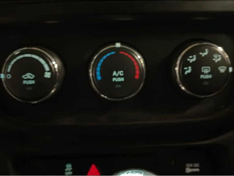 Used 2015 Black Clearcoat Jeep Sport image 12