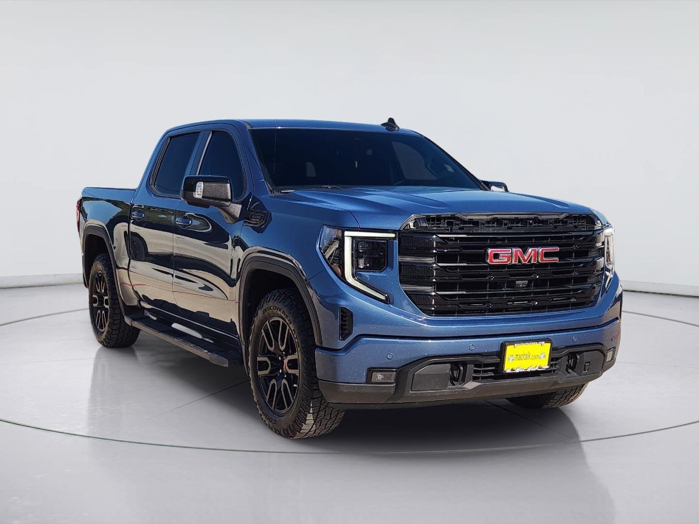 2024 GMC Sierra 1500 photo 3 of 31