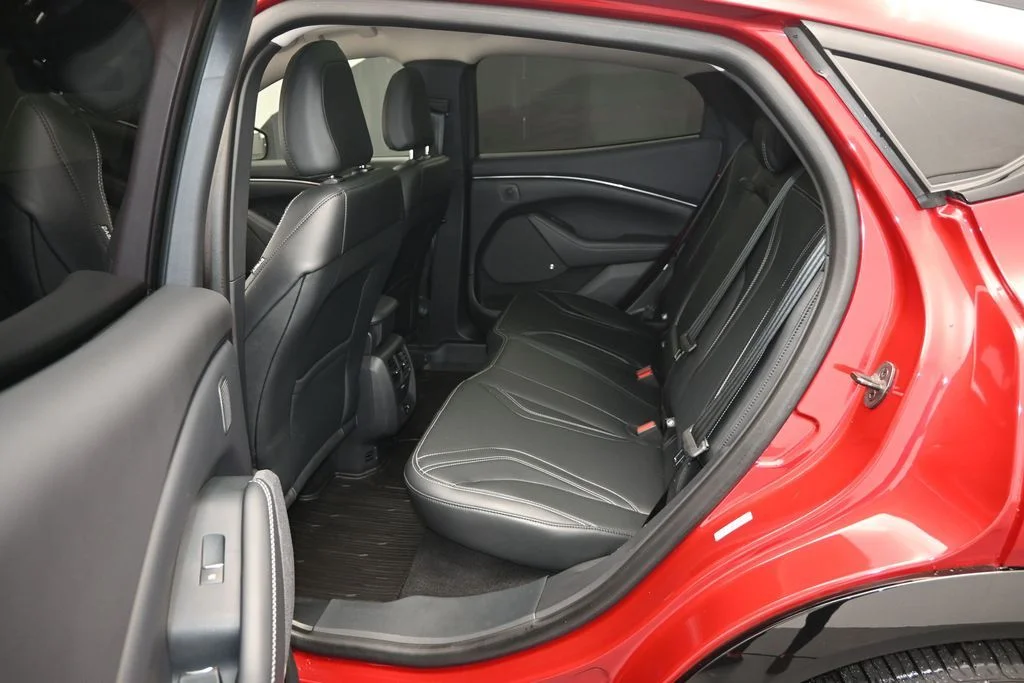 Used 2022 Red Metallic Ford Premium image 15