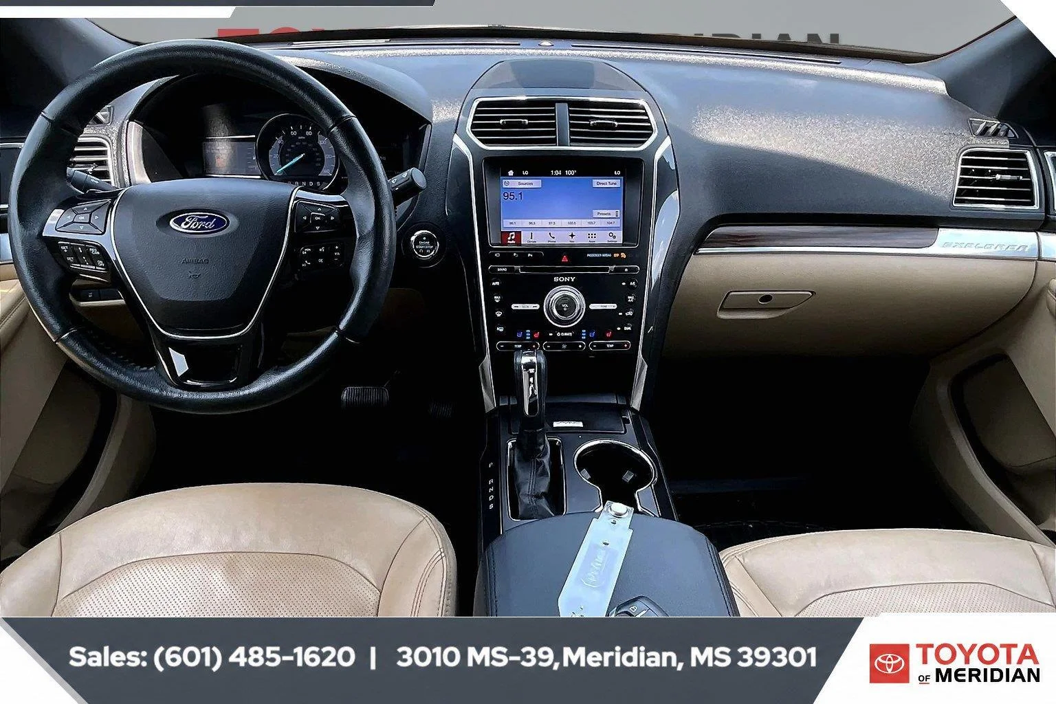 Used 2017 Smoked Quartz Metallic Tinted Clearcoat Ford Limited image 13