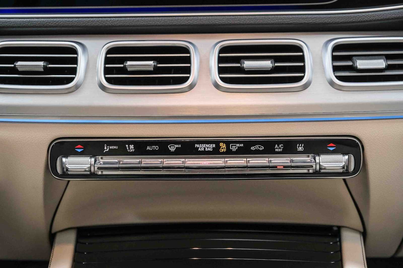 Certified Used 2024 Polar White Mercedes-Benz GLE 450e Plug-In Hybrid image 17