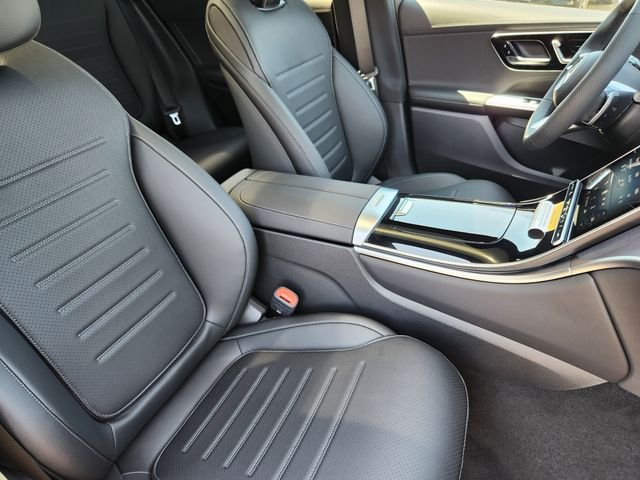 New 2027 Graphite Grey Metallic Mercedes-Benz GLC 300 image 16