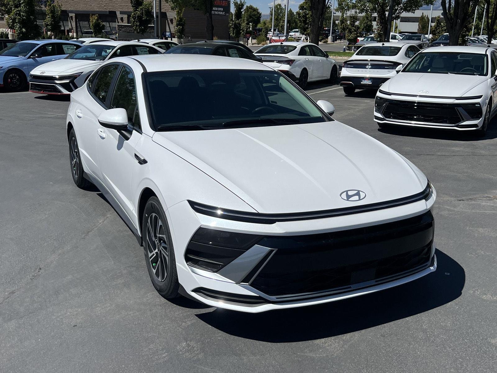 Certified Used 2026 Serenity White Hyundai Blue image 11
