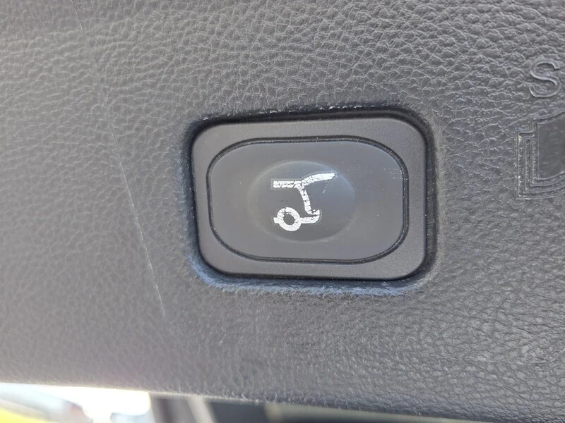 Used 2021 White Metallic FORD TITANIUM image 13