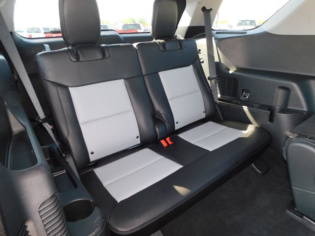 Used 2023 Black Ford XLT image 35