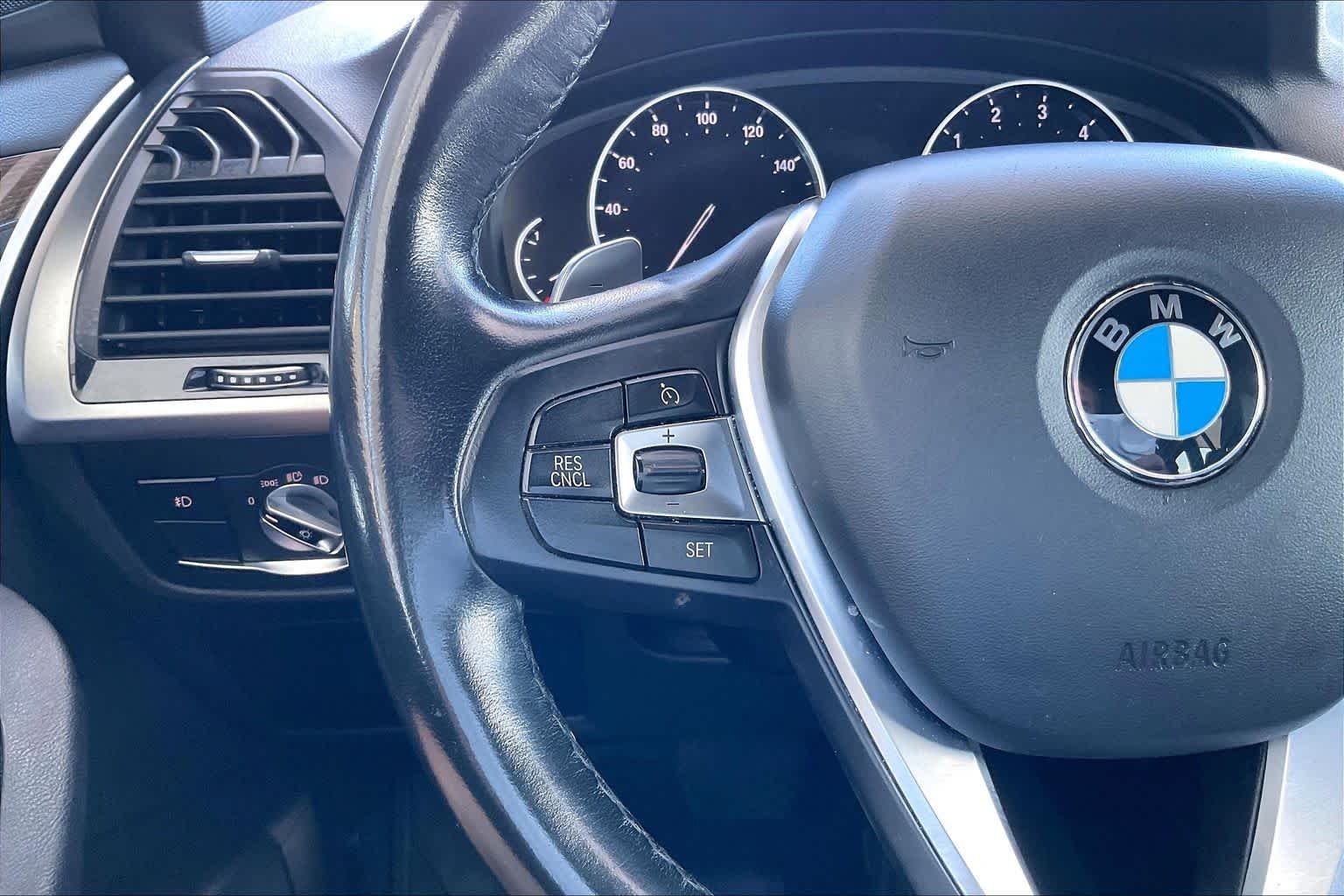 Used 2019 Dark Graphite Metallic BMW sDrive30i image 22