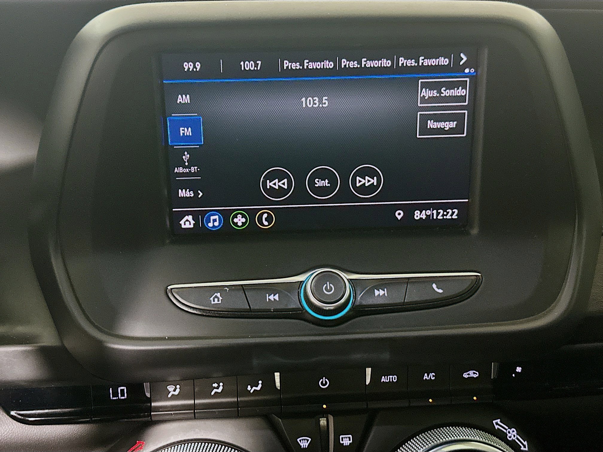 Used 2020 Satin Steel Gray Metallic Chevrolet 1LT image 24