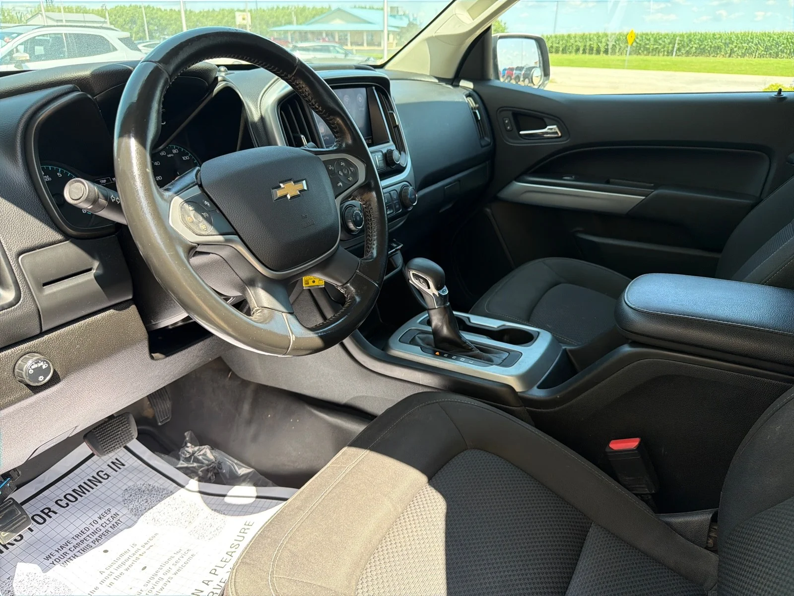 Used 2022 White Chevrolet 2WD LT image 18