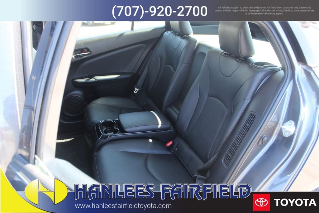 Used 2017 Gray Toyota Advanced image 12