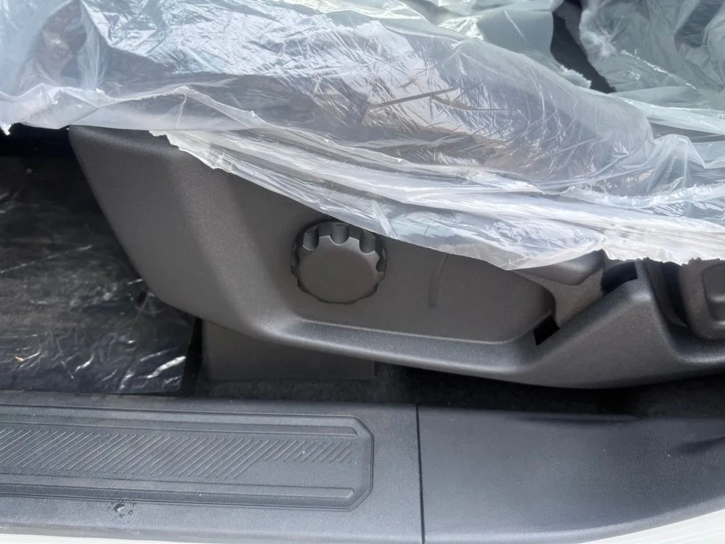 New 2026 Avalanche Gray Ford Big Bend® image 17