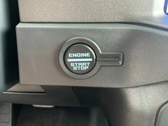 New 2026 Velocity Blue Metallic Ford Badlands® image 32