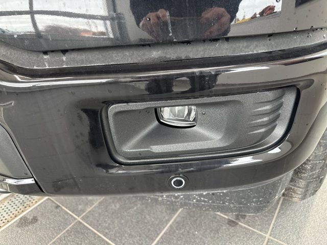 New 2026 Agate Black Metallic Ford XLT image 4