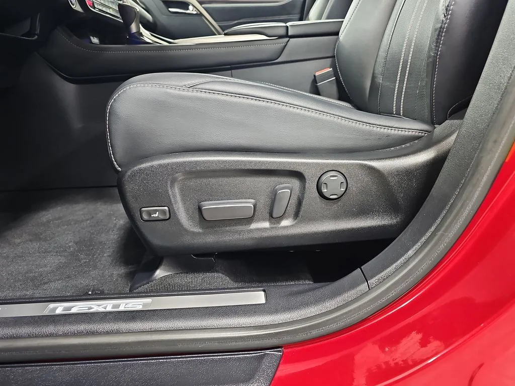 Certified Used 2020 MATADOR RED MICA Lexus 450h image 28