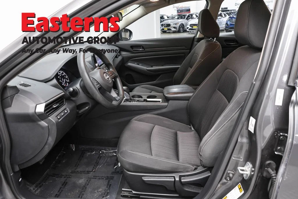 Used 2023 Gray Nissan 2.5 S image 13