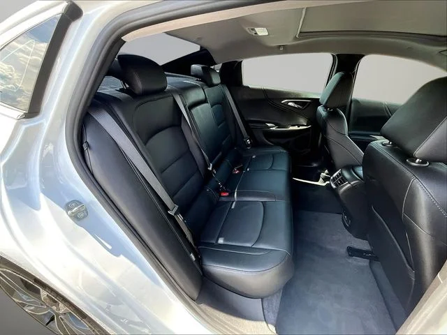 Used 2023 White Chevrolet LT image 28