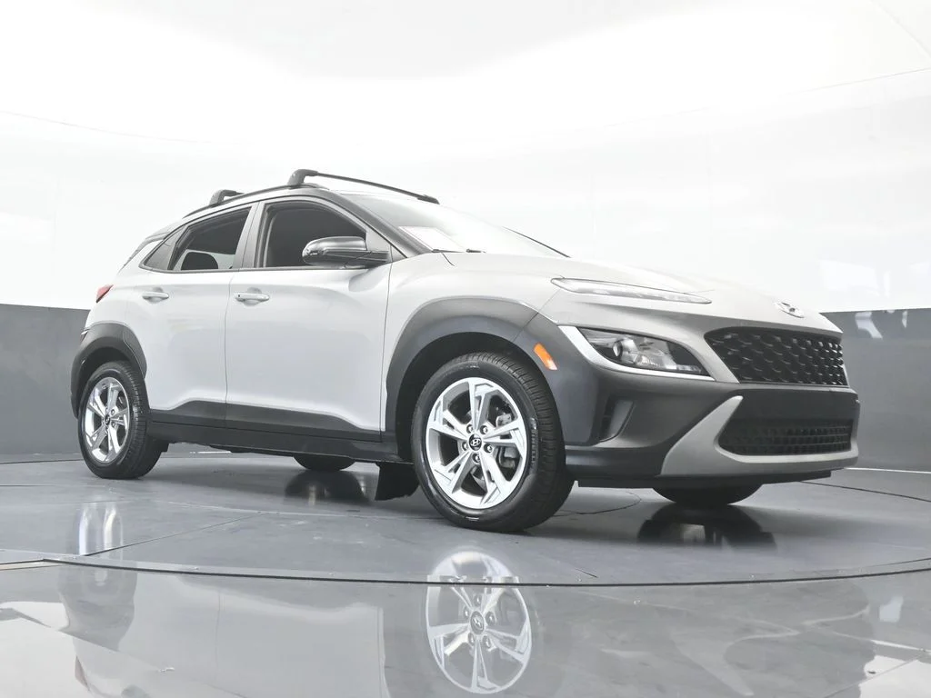Used 2023 Cyber Silver w/Black Roof Hyundai SEL image 56