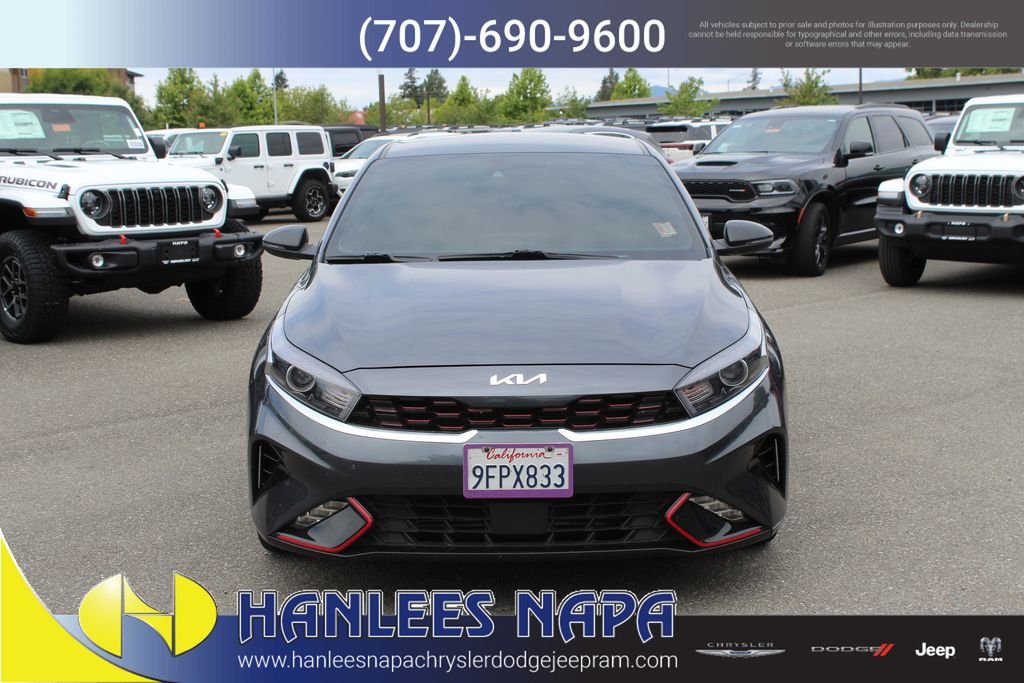 Used 2023 Gray Kia GT-Line image 4