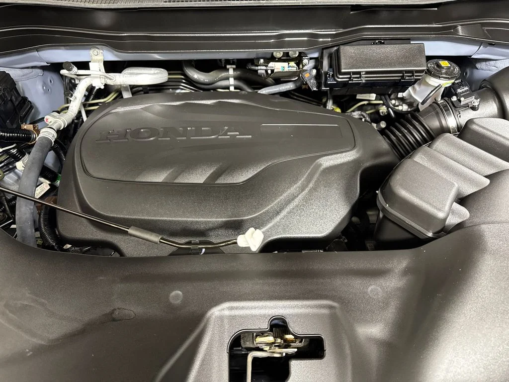Certified Used 2024 Gray Honda RTL image 15