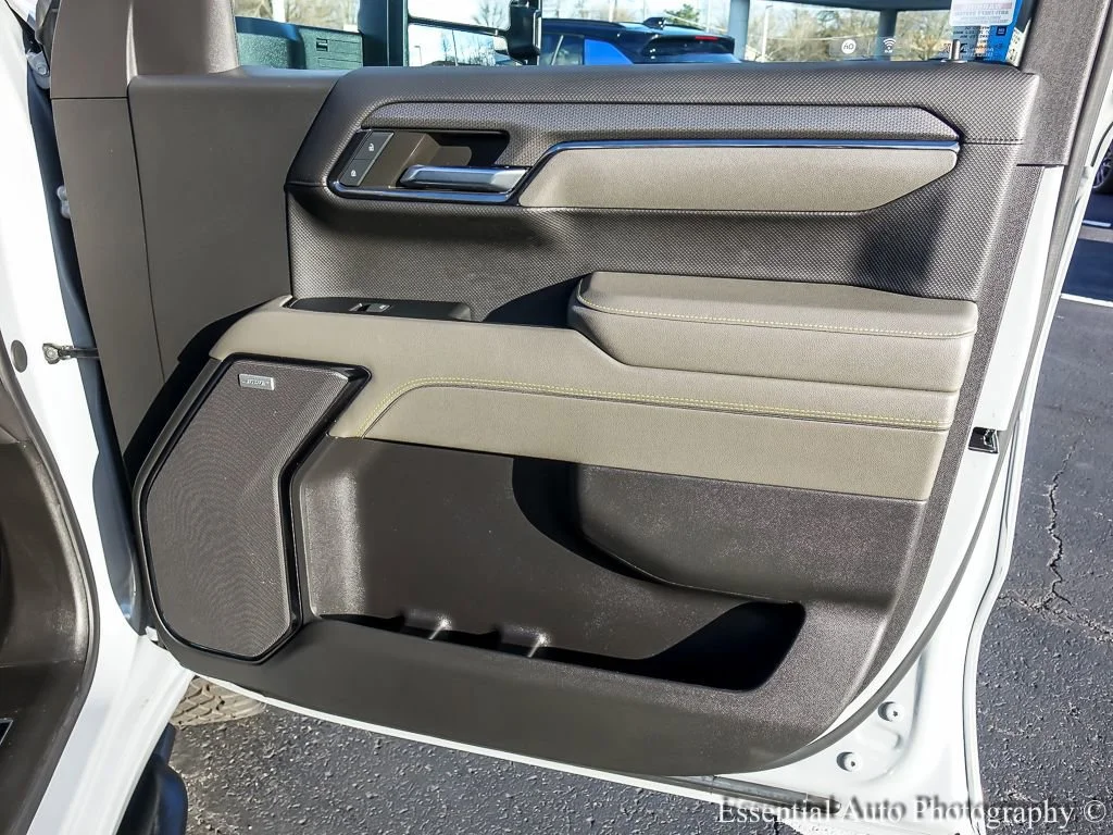 2024 Chevrolet Silverado 1500 ZR2 - Photo 32