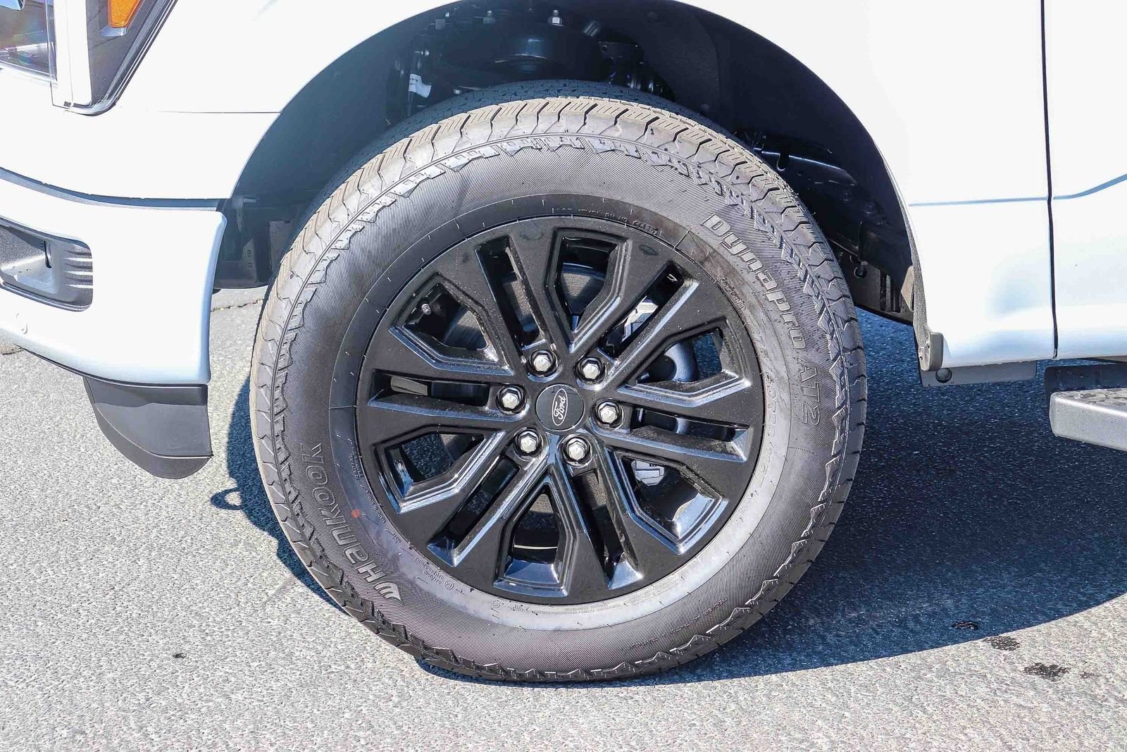 New 2026 Avalanche Ford Lariat® image 9