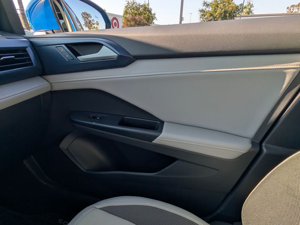 2024 Volkswagen Taos SE - Photo 24