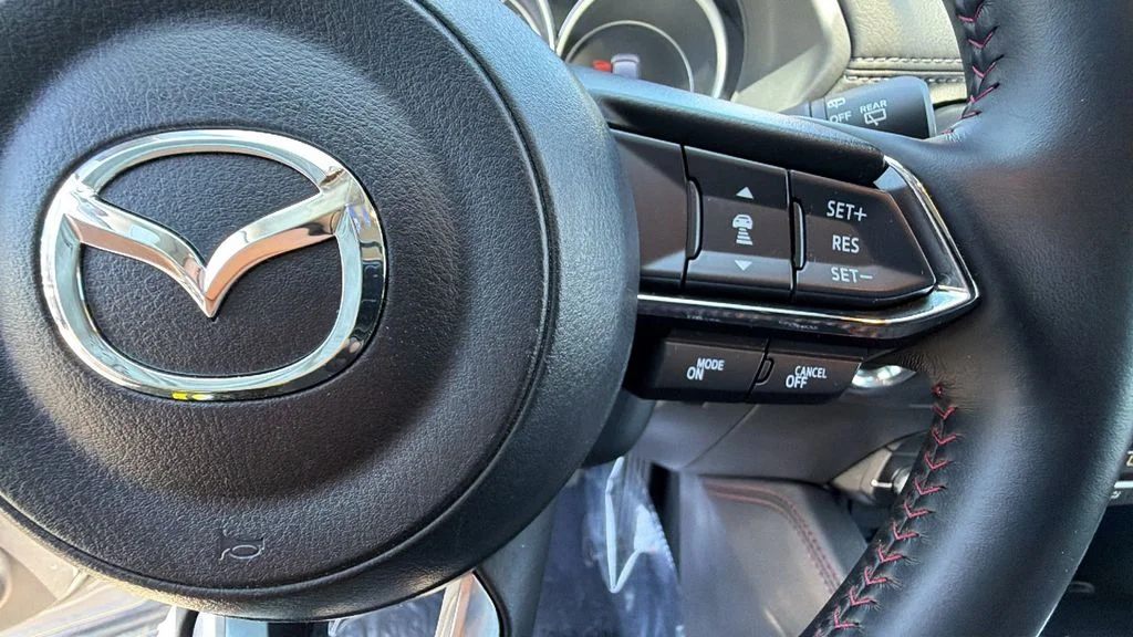 Used 2025 Gray Metallic Mazda 2.5 S Carbon Edition image 20