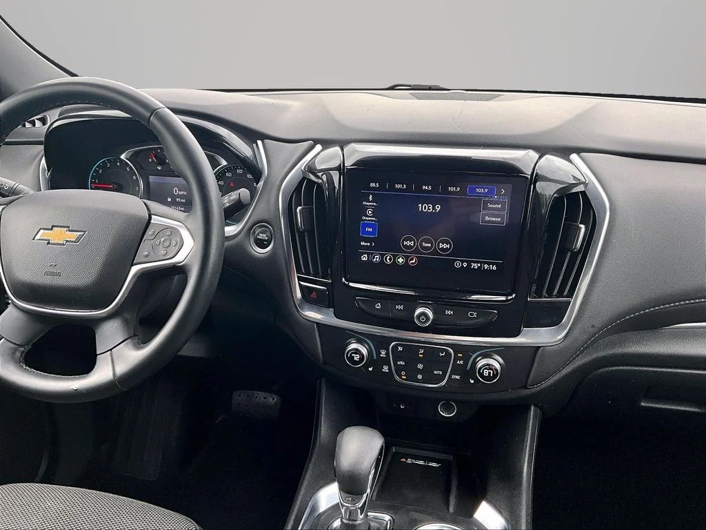 Used 2023 Gray Chevrolet LT image 7