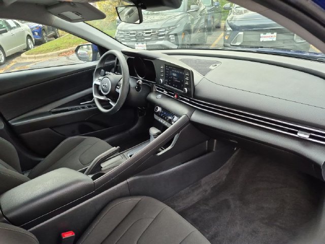 Used 2023 Blue Hyundai SEL image 29