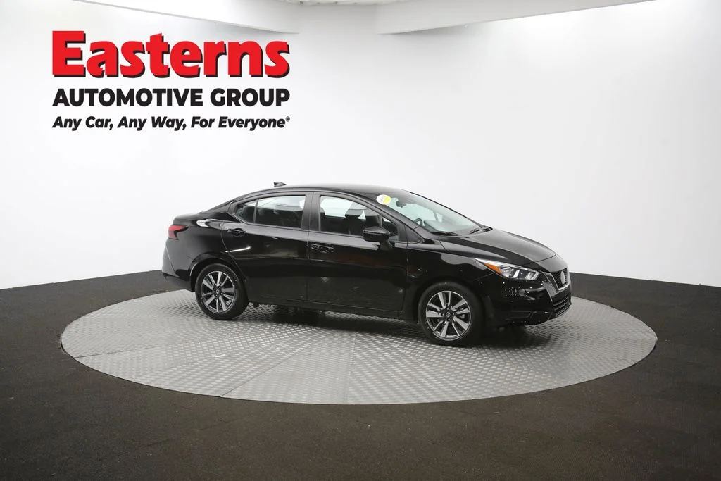 Used 2021 Black Nissan 1.6 SV image 44