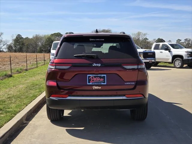 New 2026 Velvet Red Pearl-Coat Exterior Paint Jeep Limited image 4