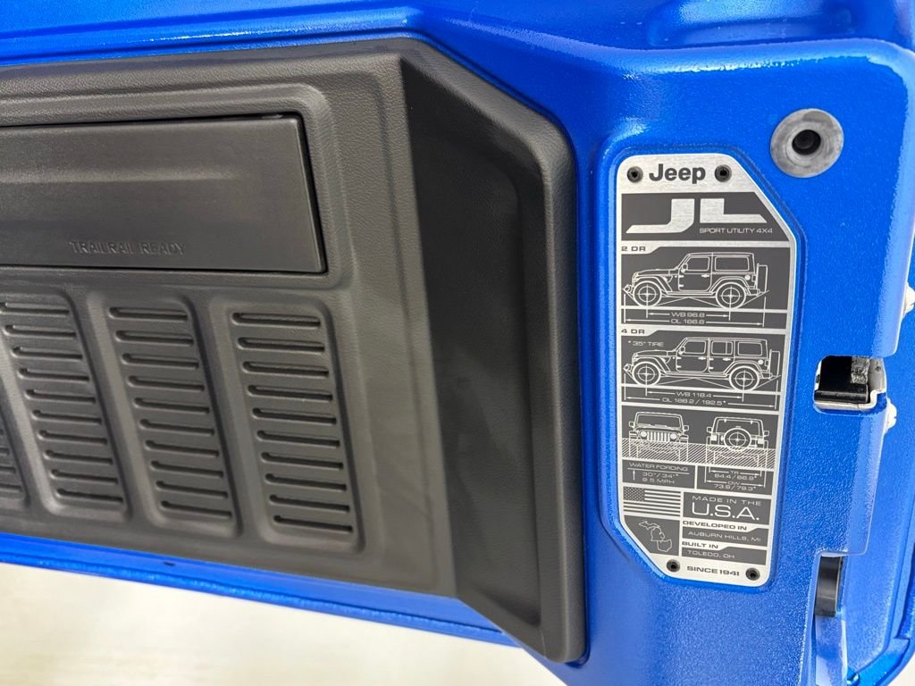 New 2026 Hydro Blue Pearlcoat Jeep Rubicon image 41