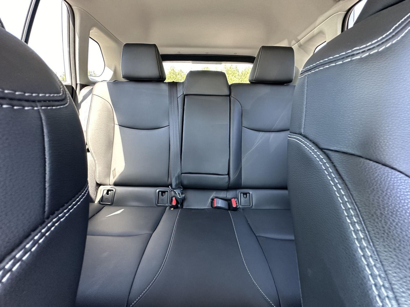 Used 2022 Wind Chill Pearl Toyota XLE image 13