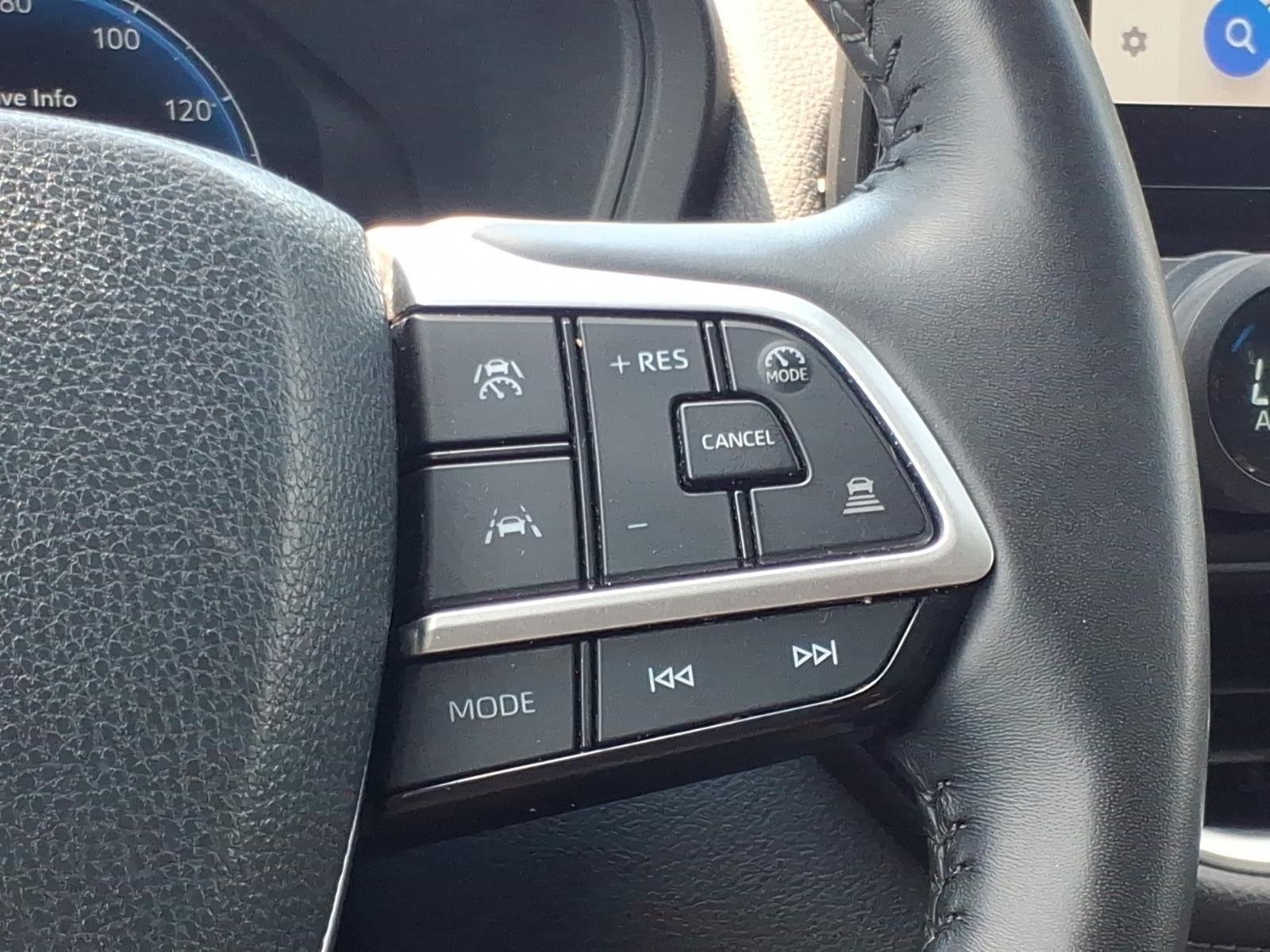 Used 2024 Wind Chill Pearl Toyota Limited image 29