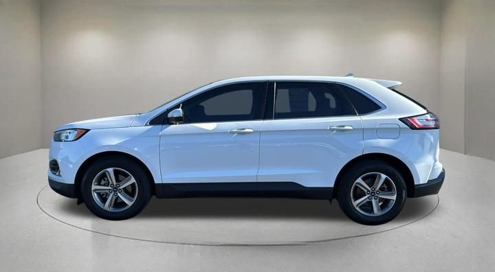 Used 2019 White Ford SEL image 5