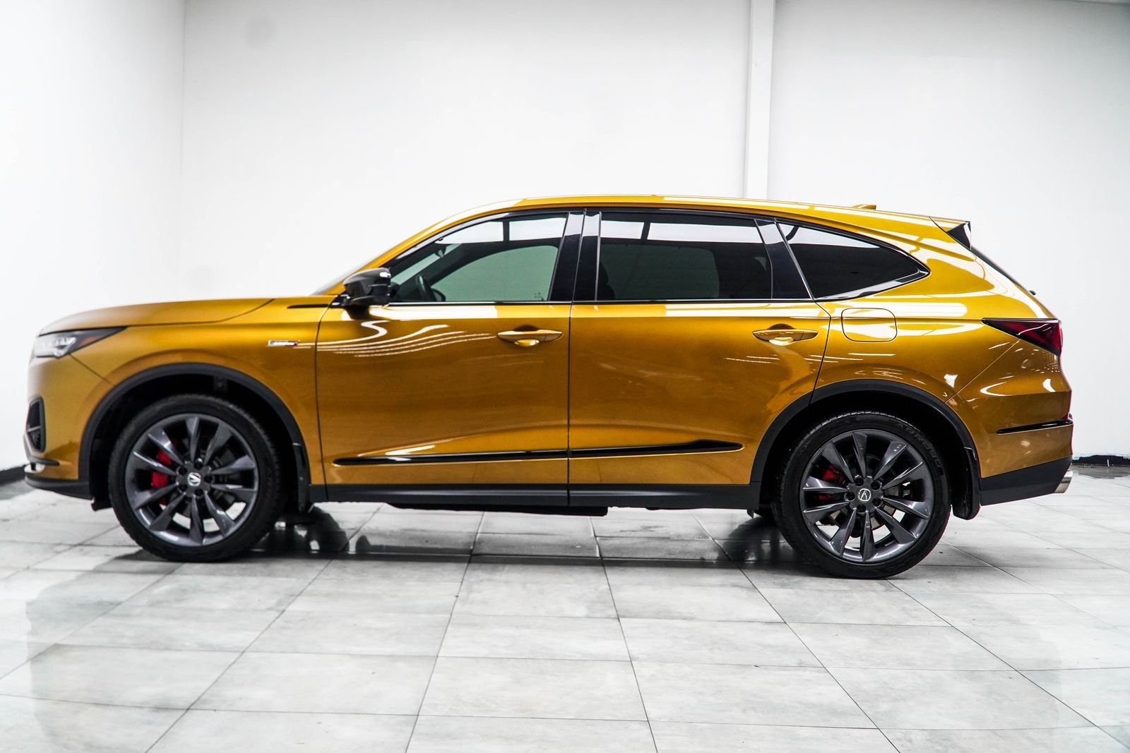 Used 2022 Gold Acura Type S image 10
