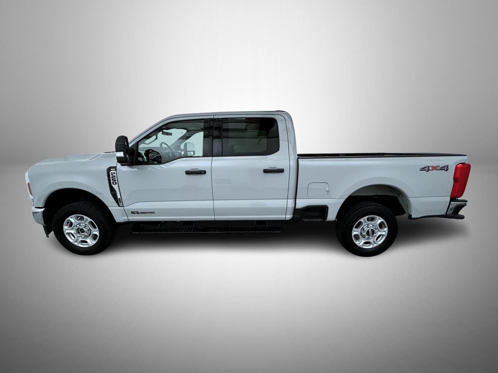 Used 2025 White Ford XLT image 8
