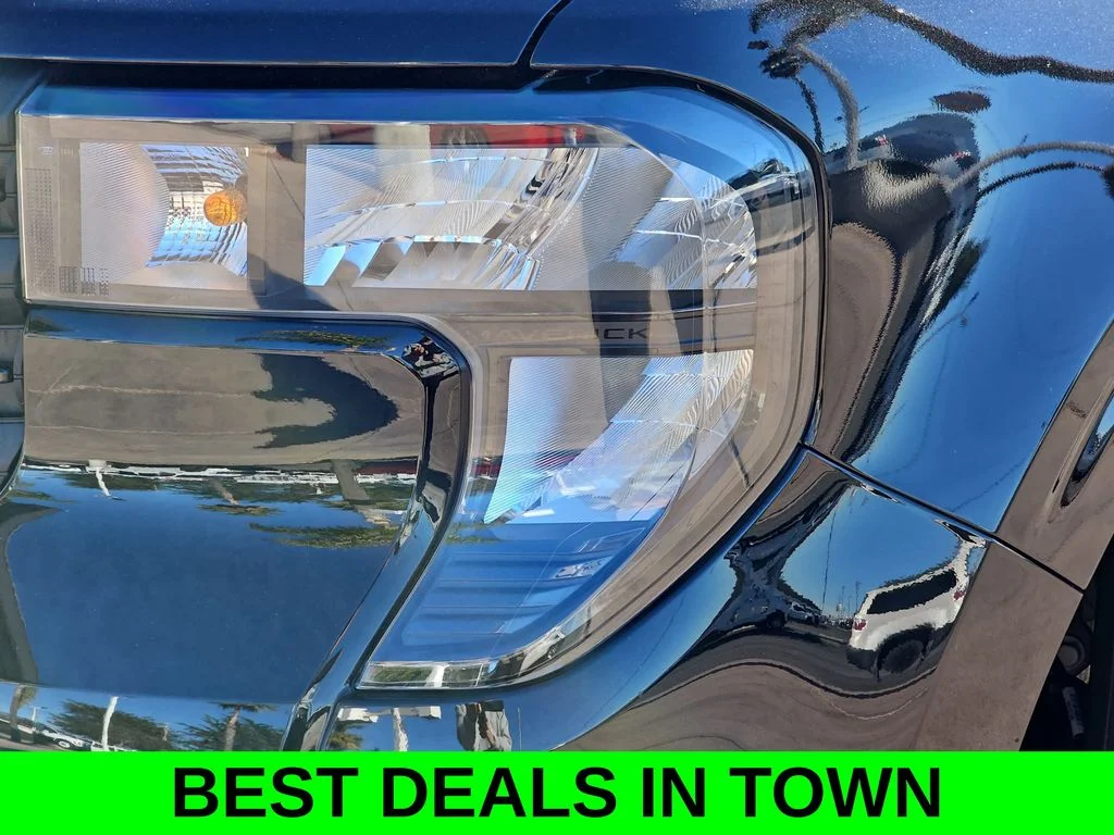 New 2026 Shadow Black Ford XLT image 32