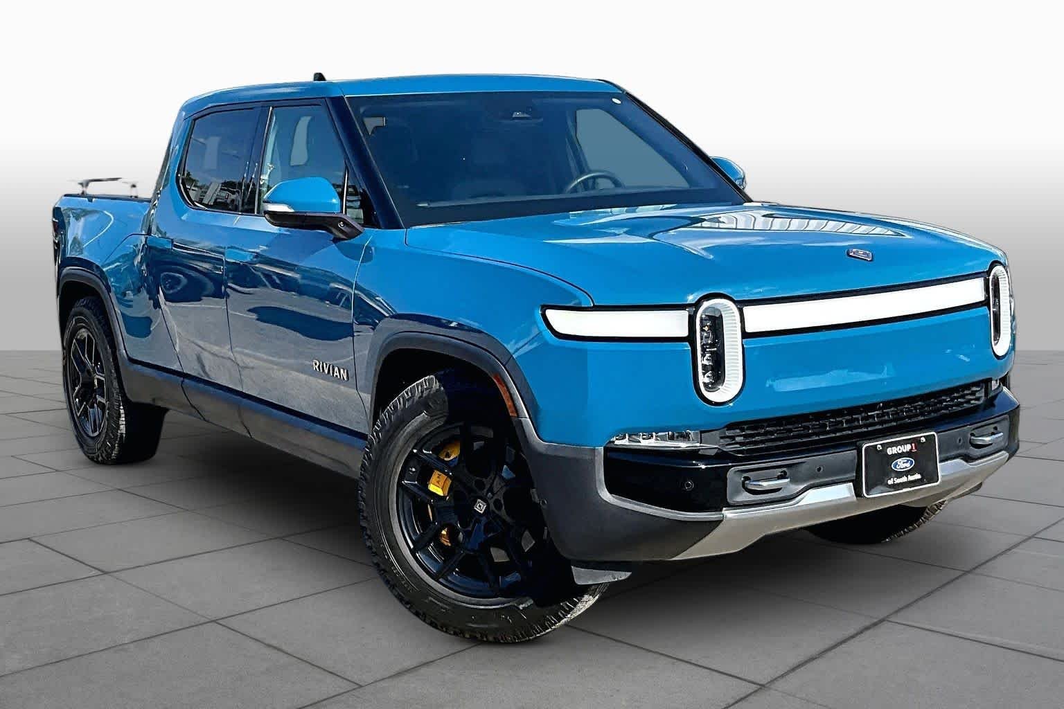 Used 2022 Rivian R1T Adventure with VIN 7FCTGAAAXNN014675 for sale in Austin, TX