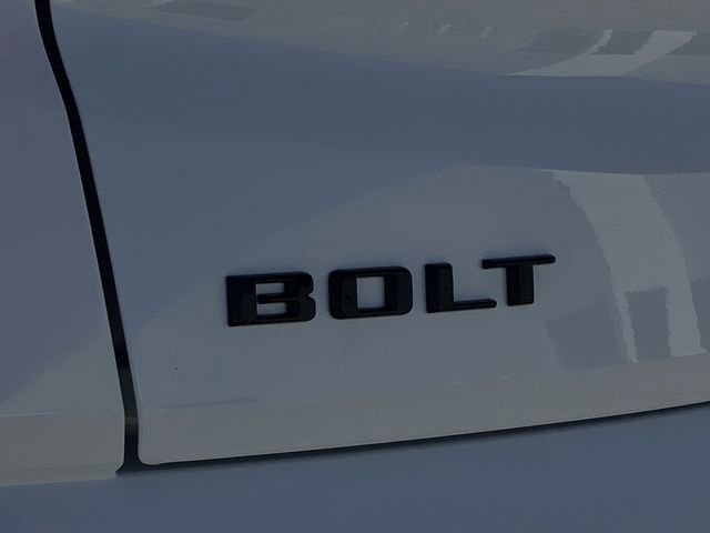 2027 Chevrolet Bolt LT - Photo 17